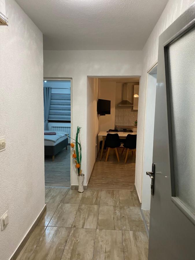 סמולג'אנאק Apartman Laura מראה חיצוני תמונה