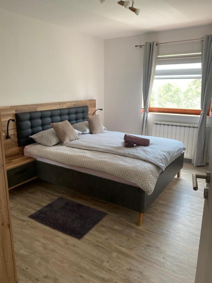 סמולג'אנאק Apartman Laura מראה חיצוני תמונה