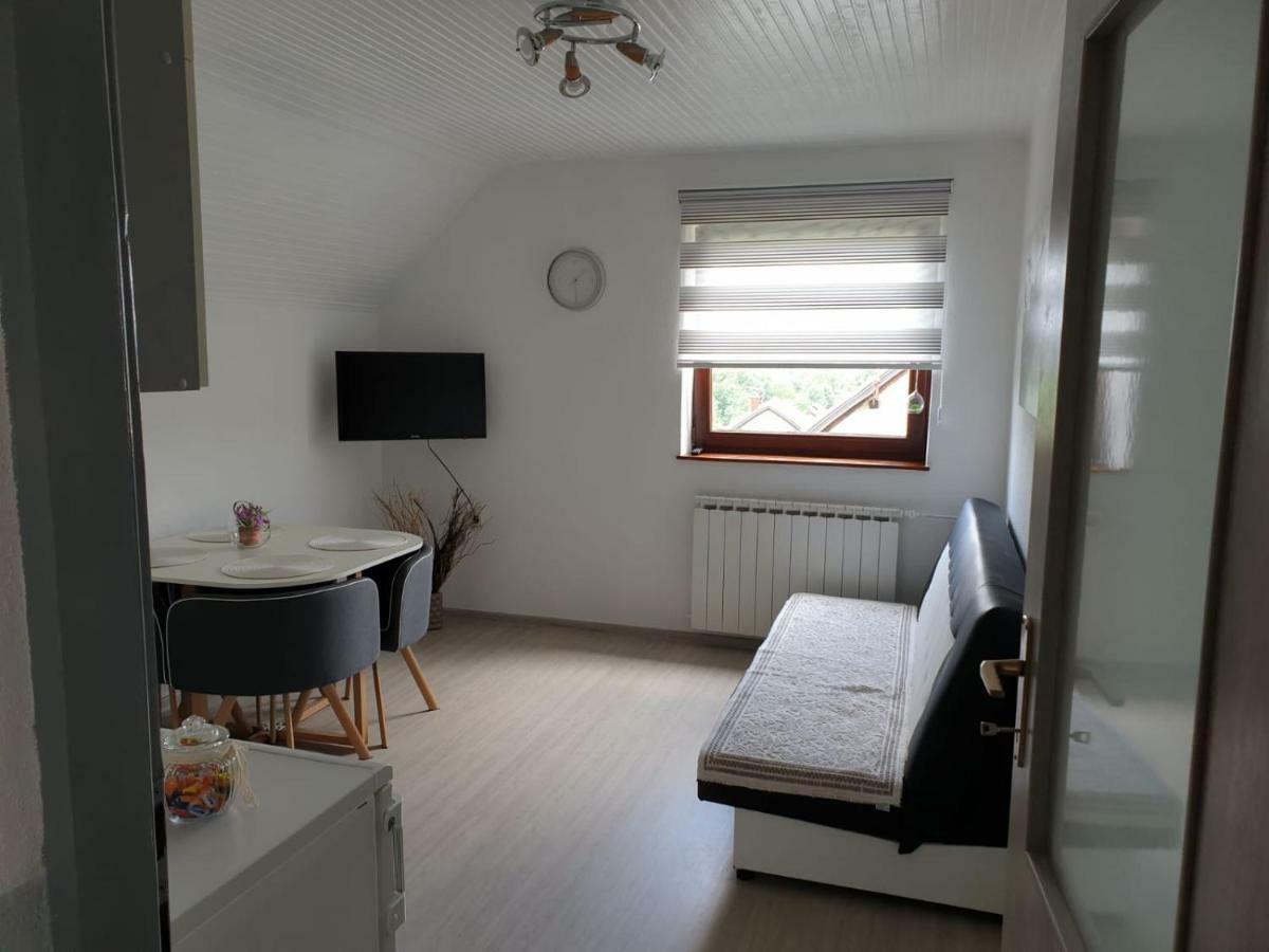 סמולג'אנאק Apartman Laura מראה חיצוני תמונה