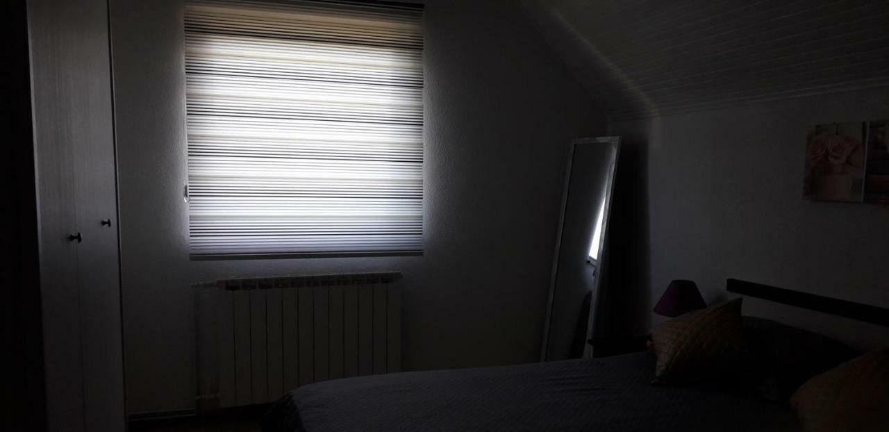 סמולג'אנאק Apartman Laura מראה חיצוני תמונה