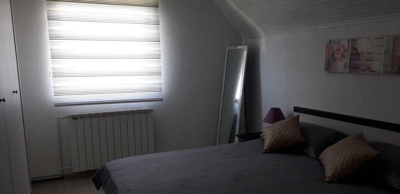 סמולג'אנאק Apartman Laura מראה חיצוני תמונה